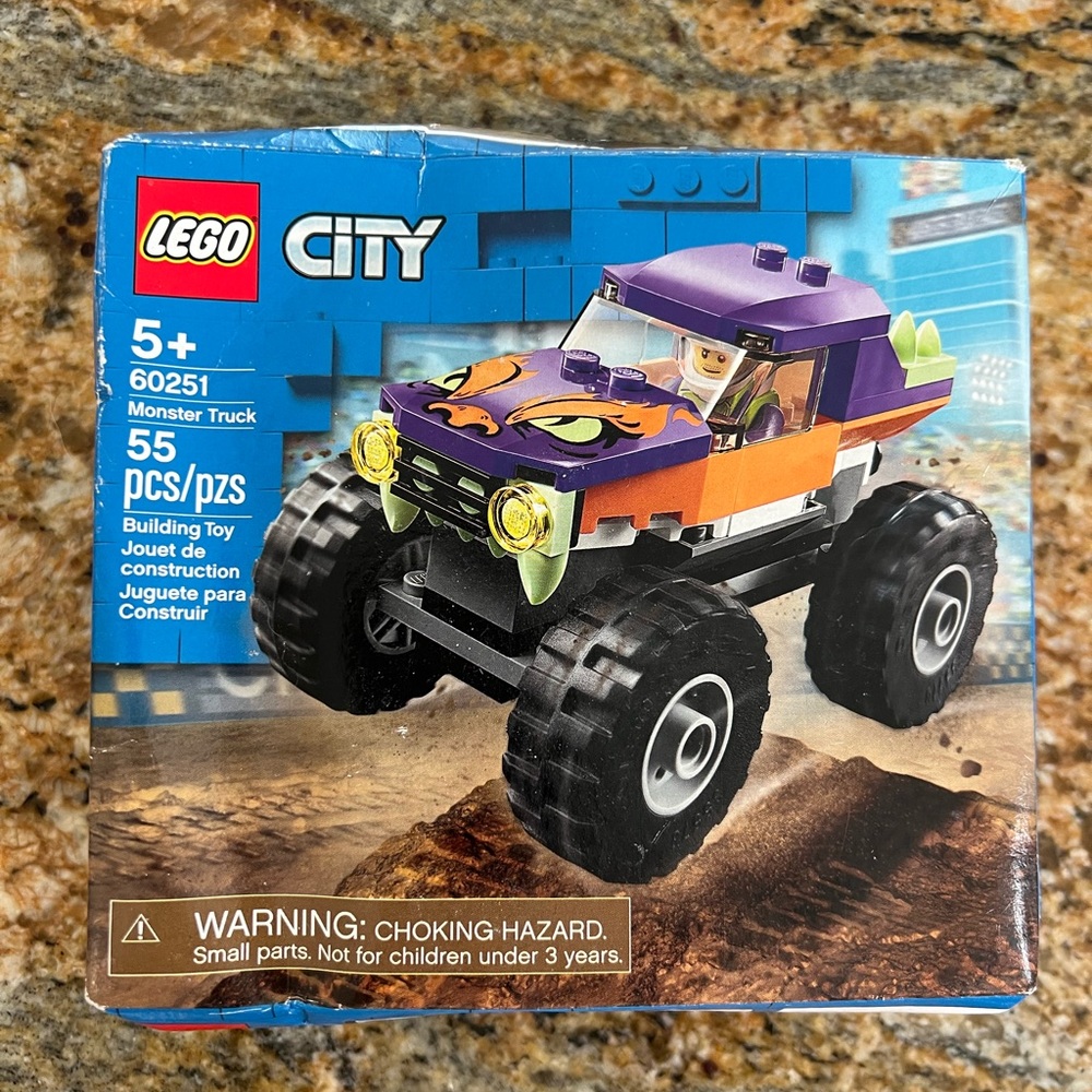 New in box Lego City 60251 Monster Truck building set